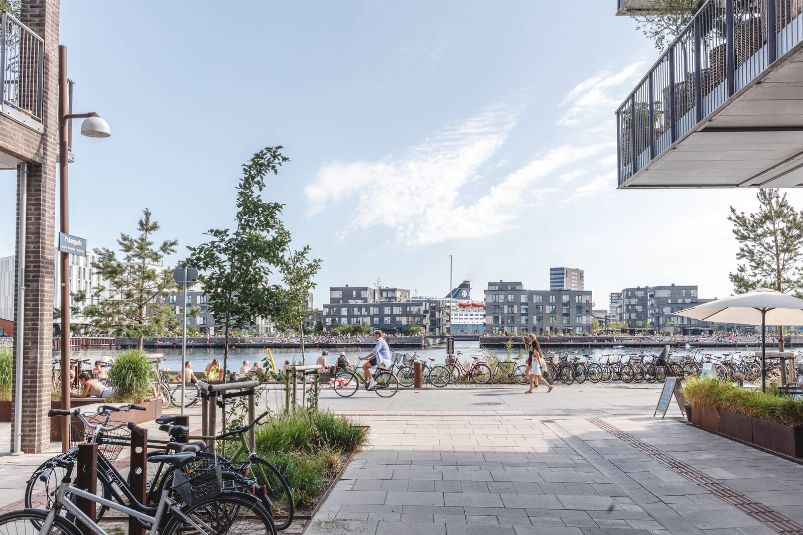 cobe nordhavn dock bikes cobe nordhavn dock bikes