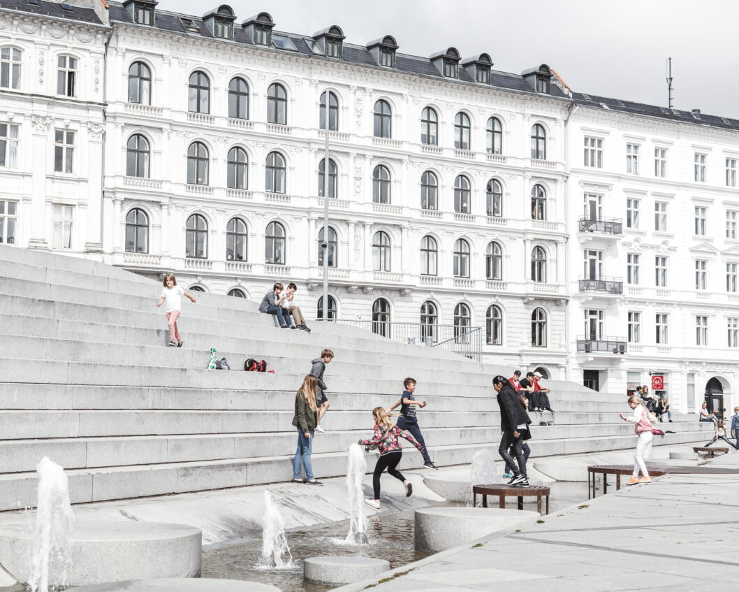 210 cobe israel plads exterior fountains 210 cobe israel plads exterior fountains