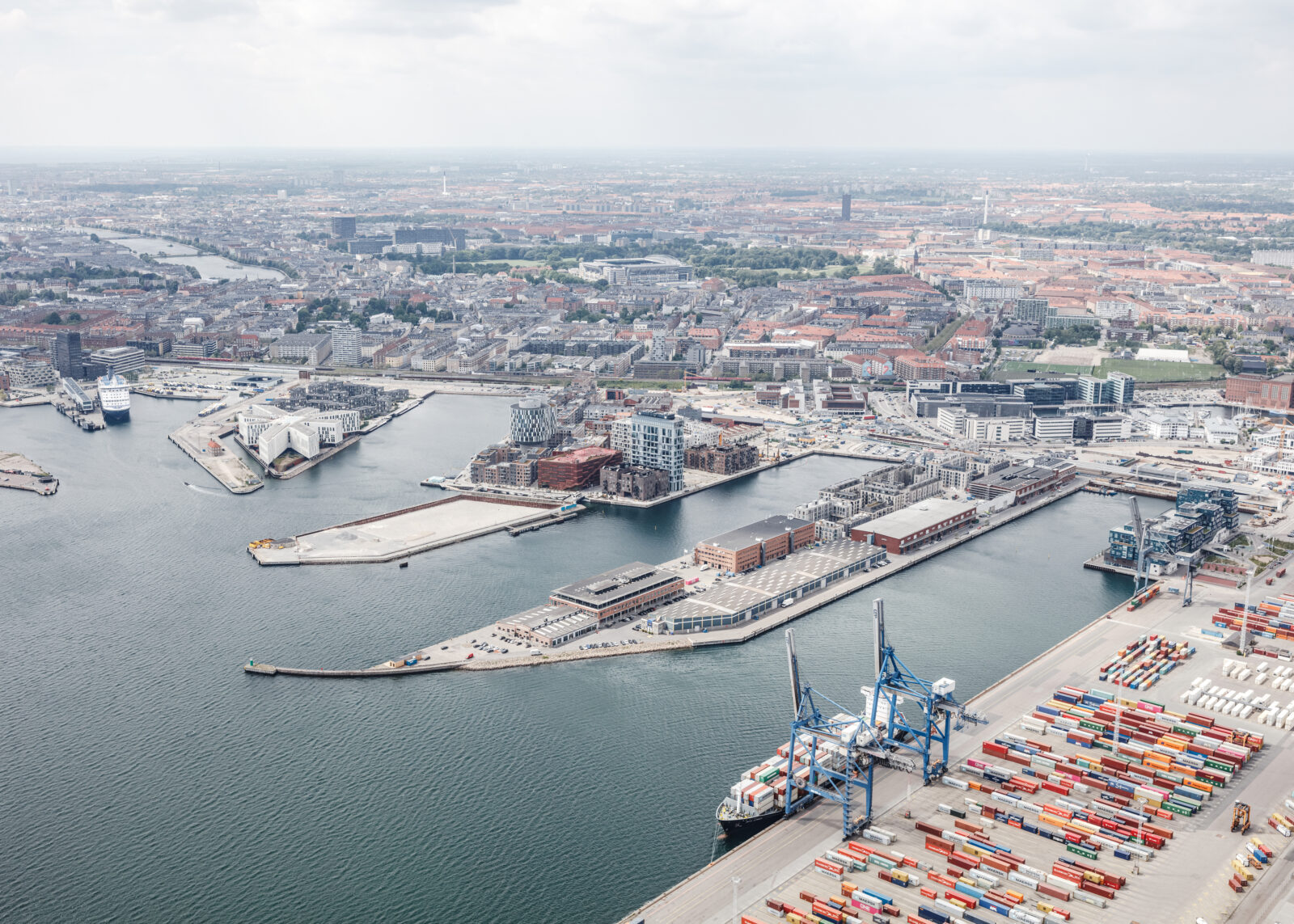 120 cobe nordhavn panoramic view containers 120 cobe nordhavn panoramic view containers